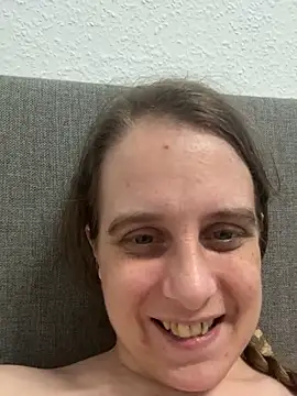 عرض كام Chantalee