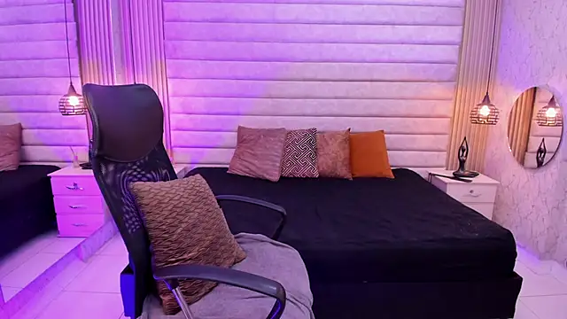 دردشة VictoriaaBlair الجنسية المباشرة