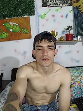 Maykiinn webcam show