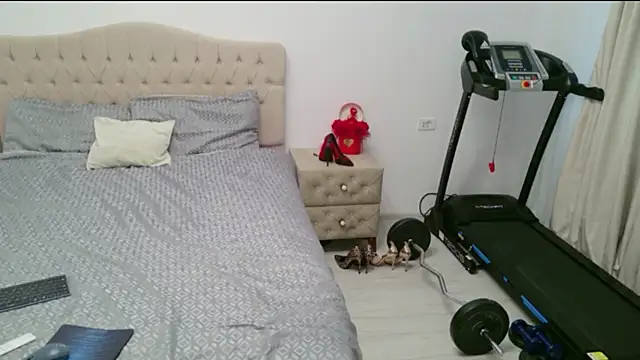 Annyfit4youn Live XXX chat