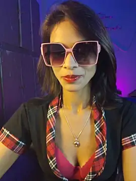 Ivy_the_goddess: απευθείας συνομιλία ΧΧΧ