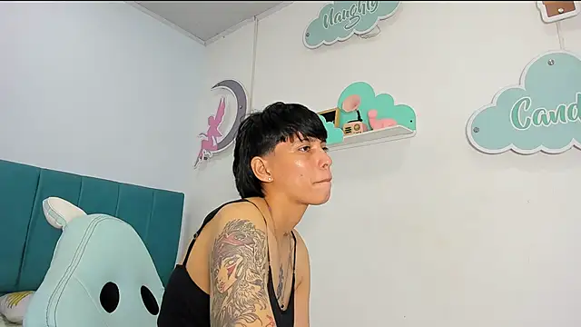 ivyheat3's Live XXX Chat