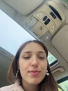 DollyTall's Live XXX Chat