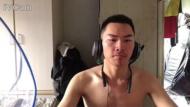 dyjdddttj's Live XXX Chat