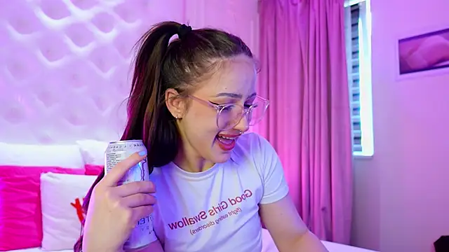 LucyLextonX 라이브 XXX 채팅