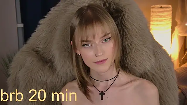 KiraMontoya – Naživo XXX chat