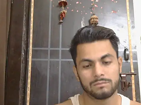 Chat XXX ao vivo de Stubborndesiboy