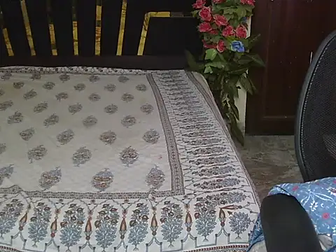 Its-akeera's Live XXX Chat