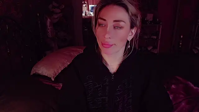 AnnieGOld_'s Live XXX Chat