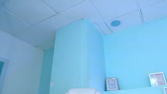 Emerald_gh élő XXX-chatje