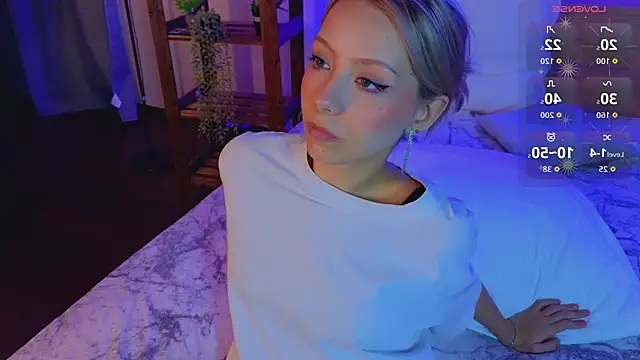 LumMina's Live XXX Chat