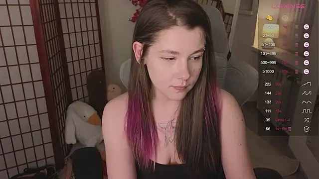 Chat XXX en directo de Mira_Falls