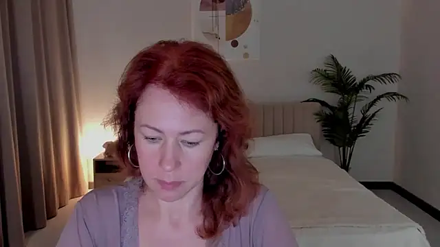 LeticiaRomano Chat XXX live