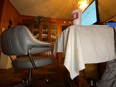 Red_And_Mizstaken's Live XXX Chat