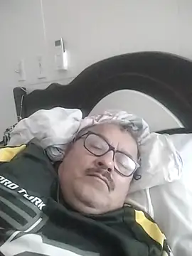Misterymem63's Webcam Show