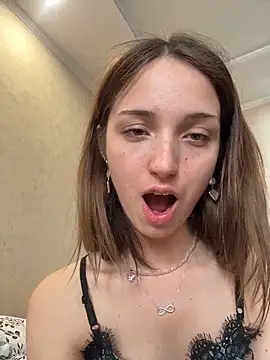 DollyTall's Webcam Show