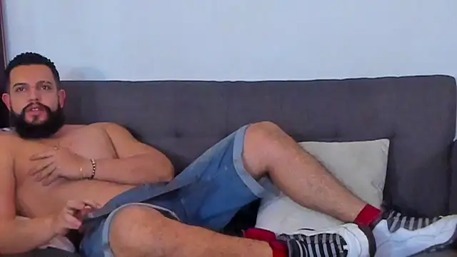 Chatroom XXX en direct de Justin_kingX7