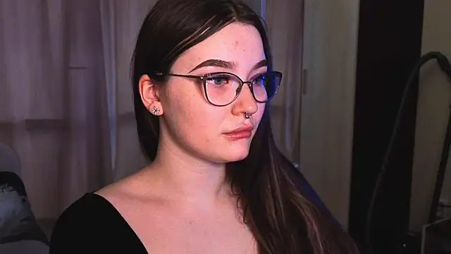 milliedoll Chat XXX live
