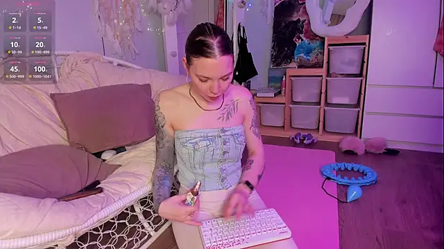 Kiralotus Live XXX Chat