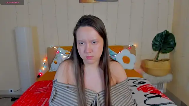 Chatroom XXX en direct de Mira_Karter