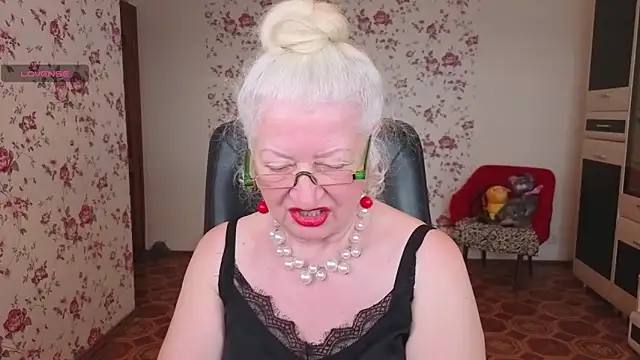 Maya_Mayflower: απευθείας συνομιλία ΧΧΧ
