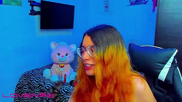 Онлайн чат XXX lillykittyyy