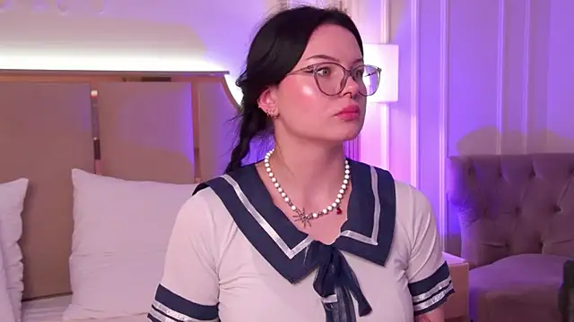 XXX chat uživo modela CindyMil