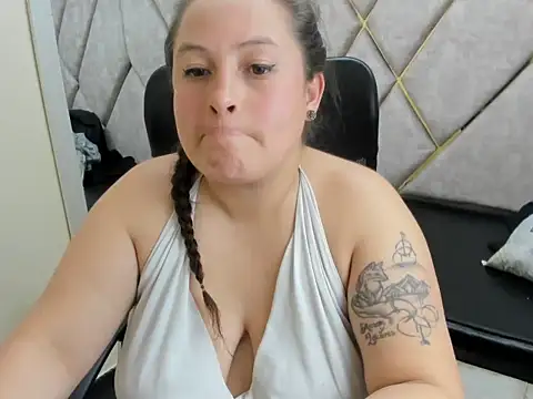Sarah_Boobs_ Obrolan Langsung XXX