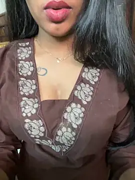 its_ur_flora's Live XXX Chat