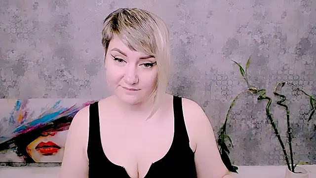 Djullia Chat XXX live
