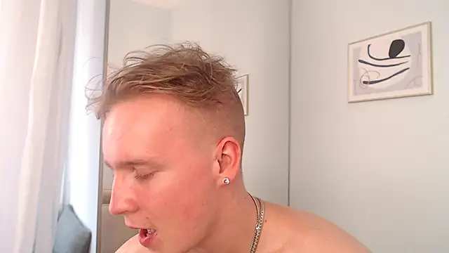 AlexxSweet's Live XXX Chat