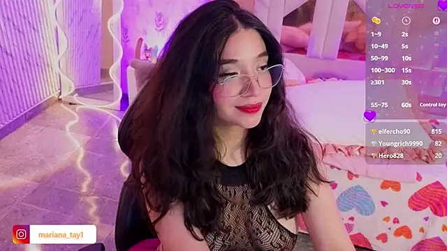 MARIANA_TAY1's Live XXX Chat