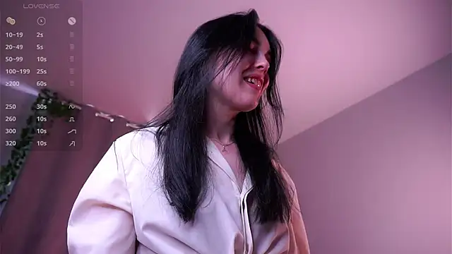 Chat +18 de MirnaTellado ao vivo