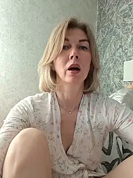 stellahere8 现场XXX聊天