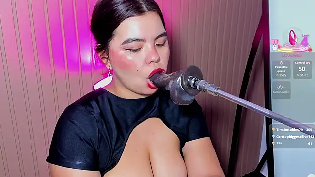 klhoe_boobs Webcam show