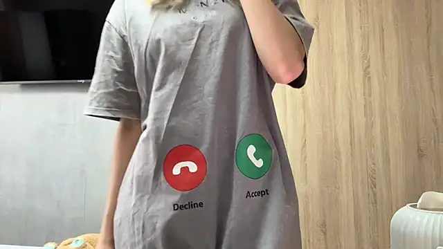Tiffany_Blom's Webcam Show
