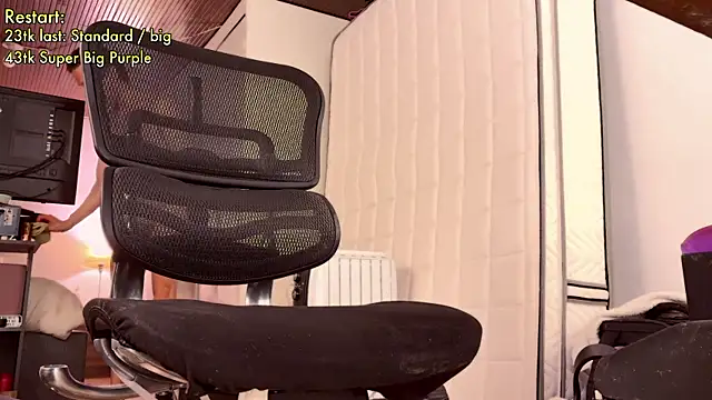 HeteroLikeAnalM's Webcam Show