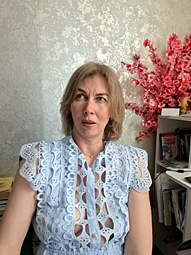stellahere8 Chat XXX in diretta