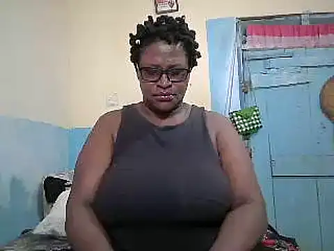 sexy_bigboobss Chat XXX in diretta