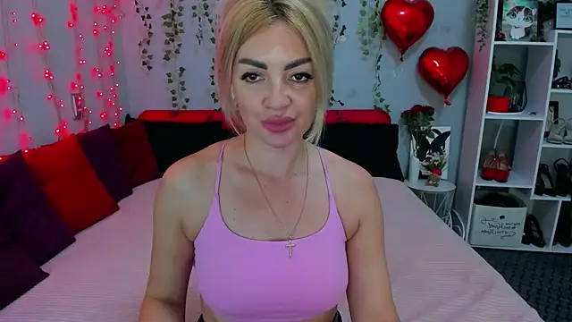 Chat XXX en directo de LunaBellucci