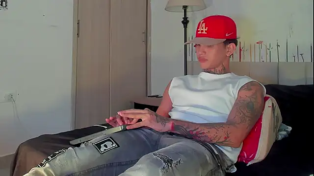 damian_xxxl's Live XXX Chat