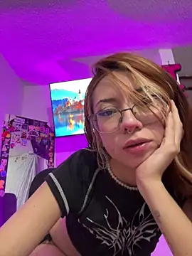 kittymiauu444のライブXXXチャット