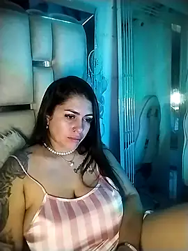 chelaqueen_のライブXXXチャット