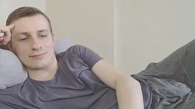 XXX chat uživo modela your_andy