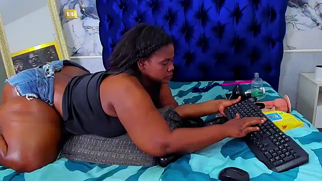 Show webcam de EBONY_SWEEET_