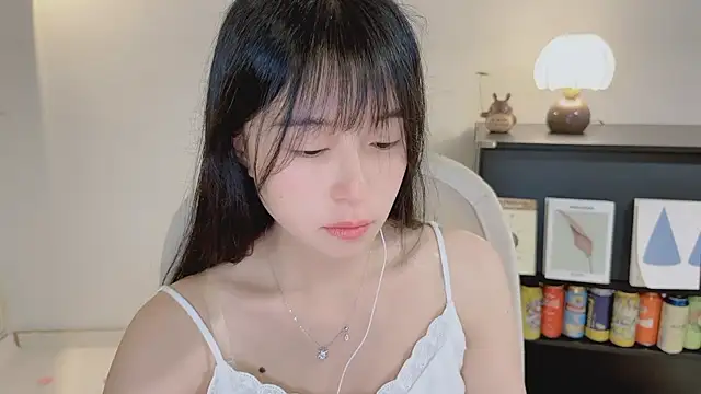 Onechestnut 现场XXX聊天