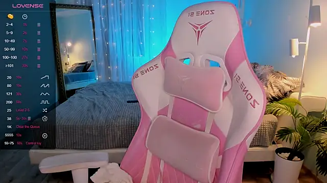 AnyaTaylor_ Chat XXX live