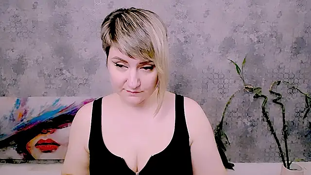 Chat +18 de Djullia ao vivo