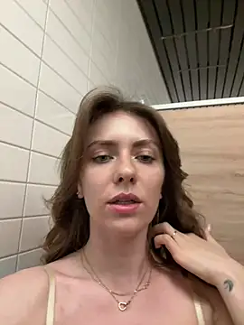 MariiD Show in webcam