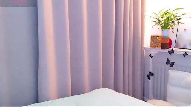 yufenna 现场XXX聊天